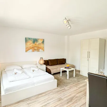 Business Altstadt Apartmán *