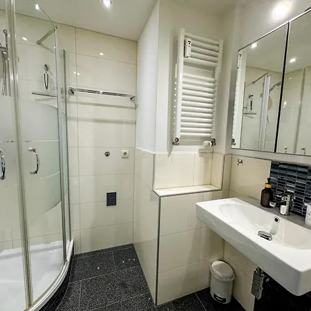 Апартаменты Business Altstadt