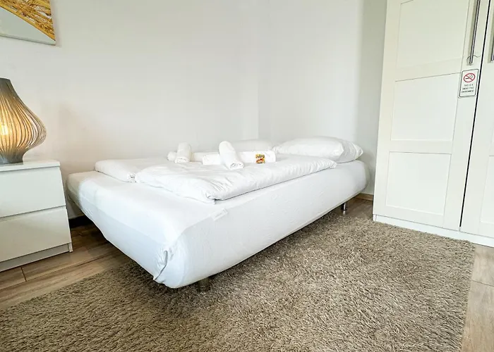 Apartment Business Altstadt *